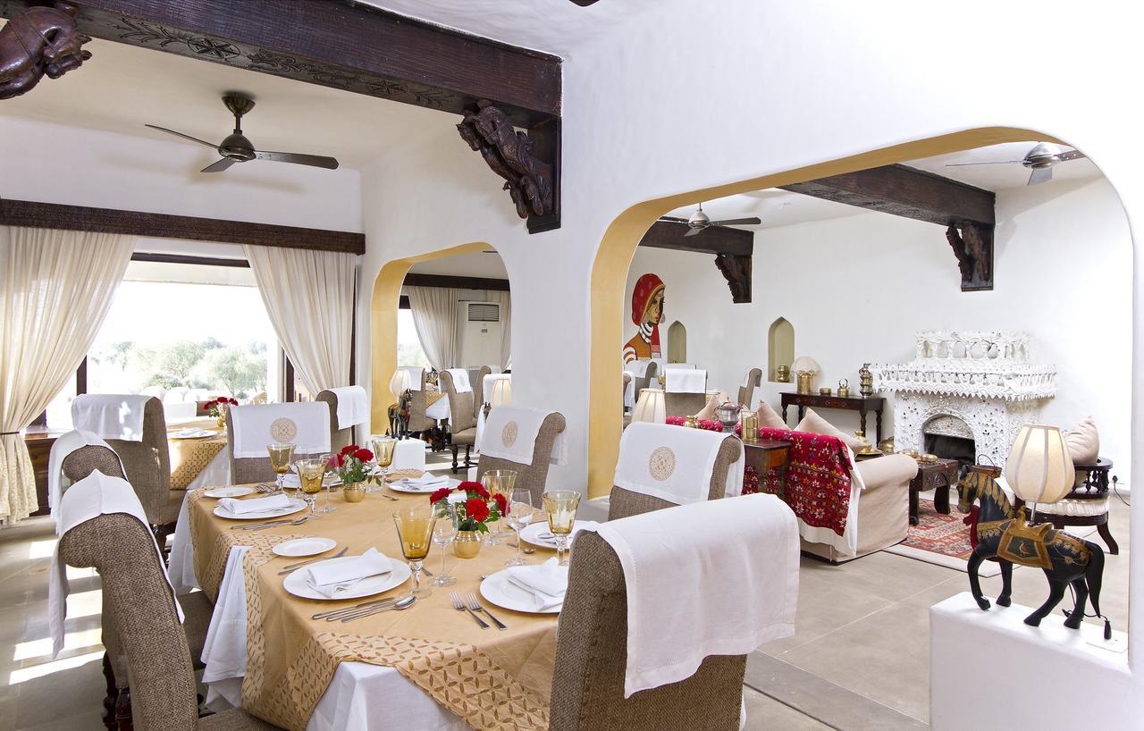 Hotel Mihir Garh Rohat Exterior foto